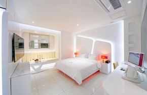 Zara Hotel Peace Square